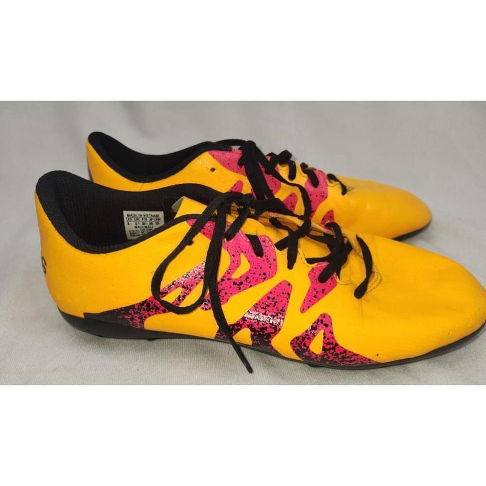 Adidas | Soccer Cleats | Size 6